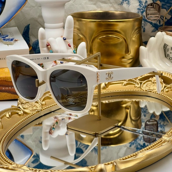 🆕 CHANEL 🧿 NWOT 5482-H Square Acetate Pearl CC Square Sunglasses, White - Picture 8 of 16
